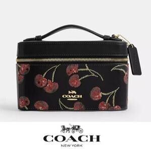 NWT ❤️ Coach Cosmetic Case With Cherry Print